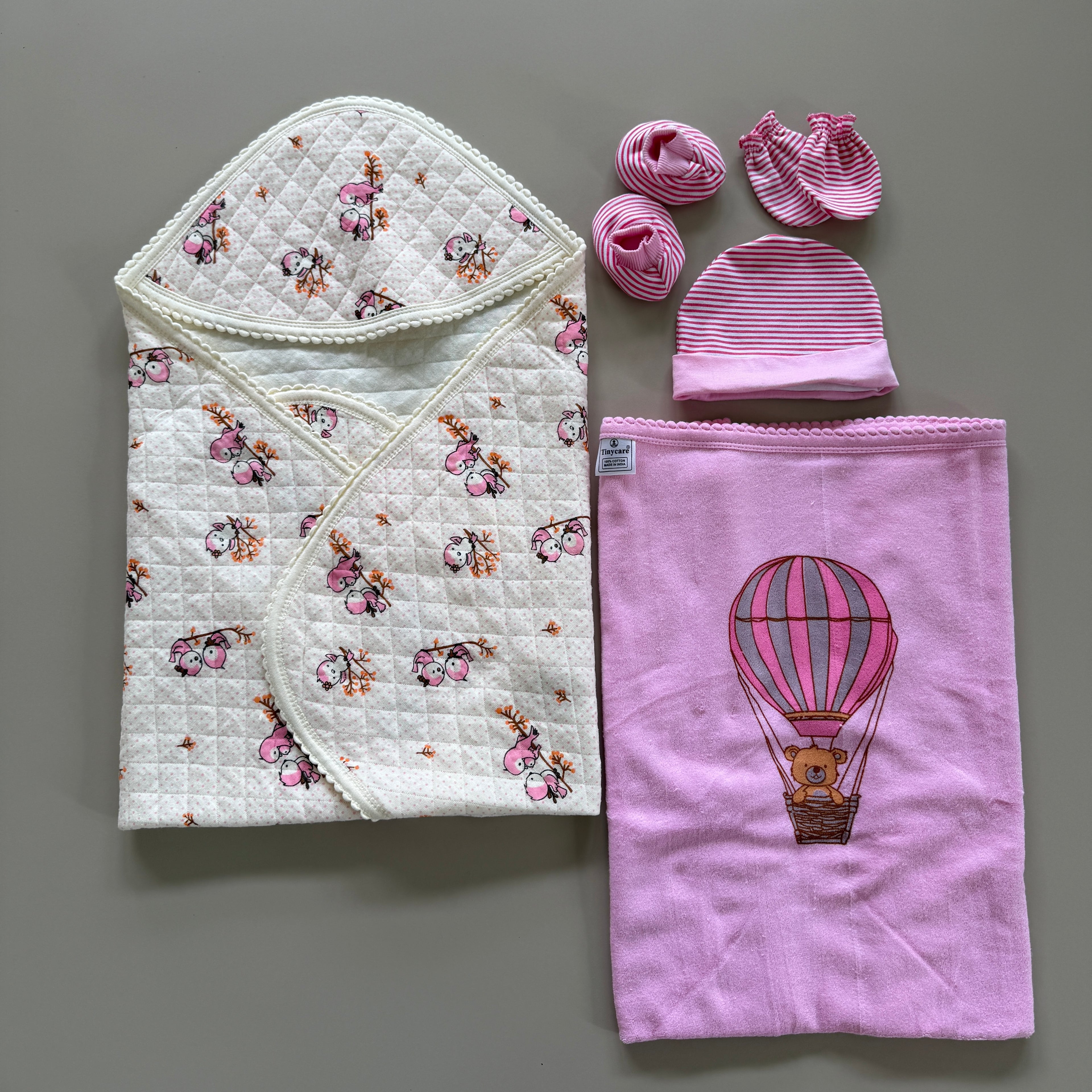 Tinycare Baby Essentials Gift Combo – Softness & Care for Little Ones