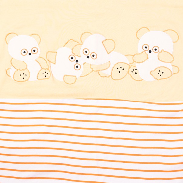 Soft and comfy blanket with stripes for baby