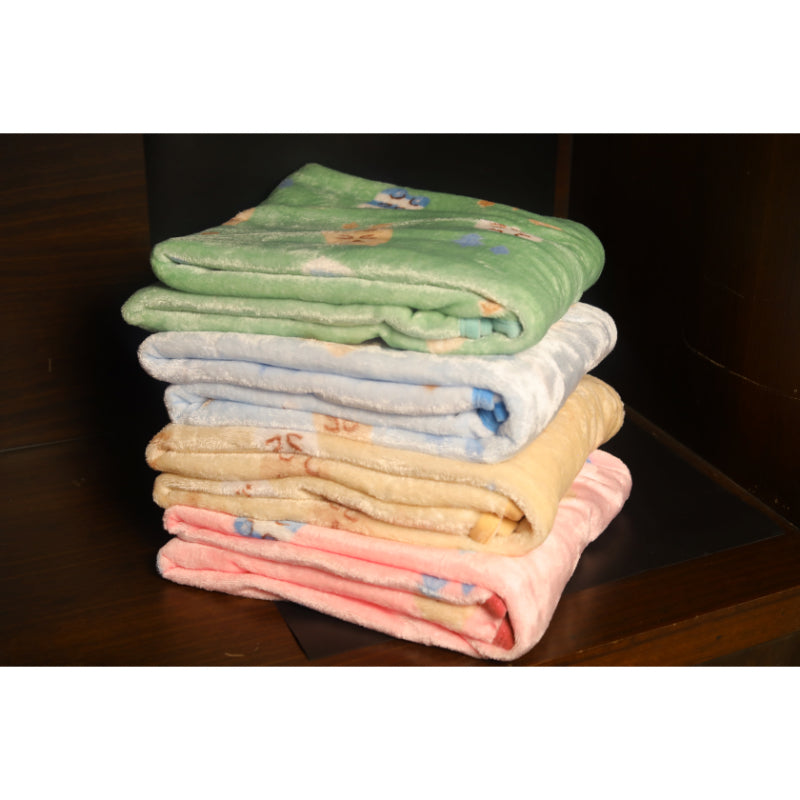 Soft teddy print blankets for babies