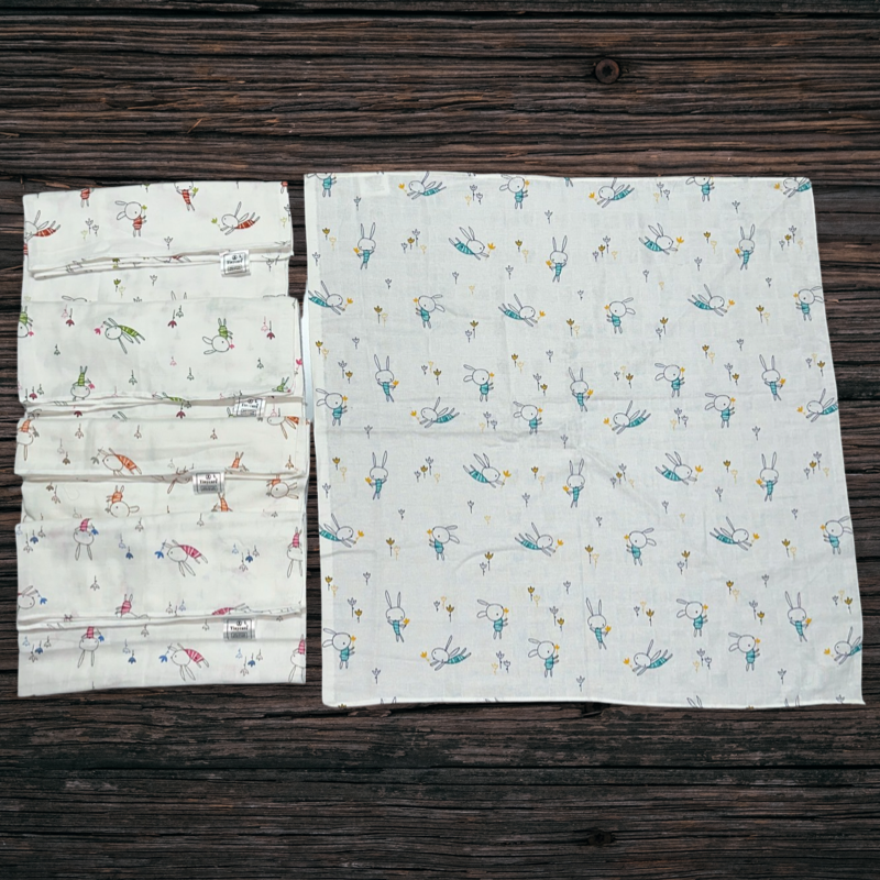 White Printed Square Muslin Nappies (Pack of 5)