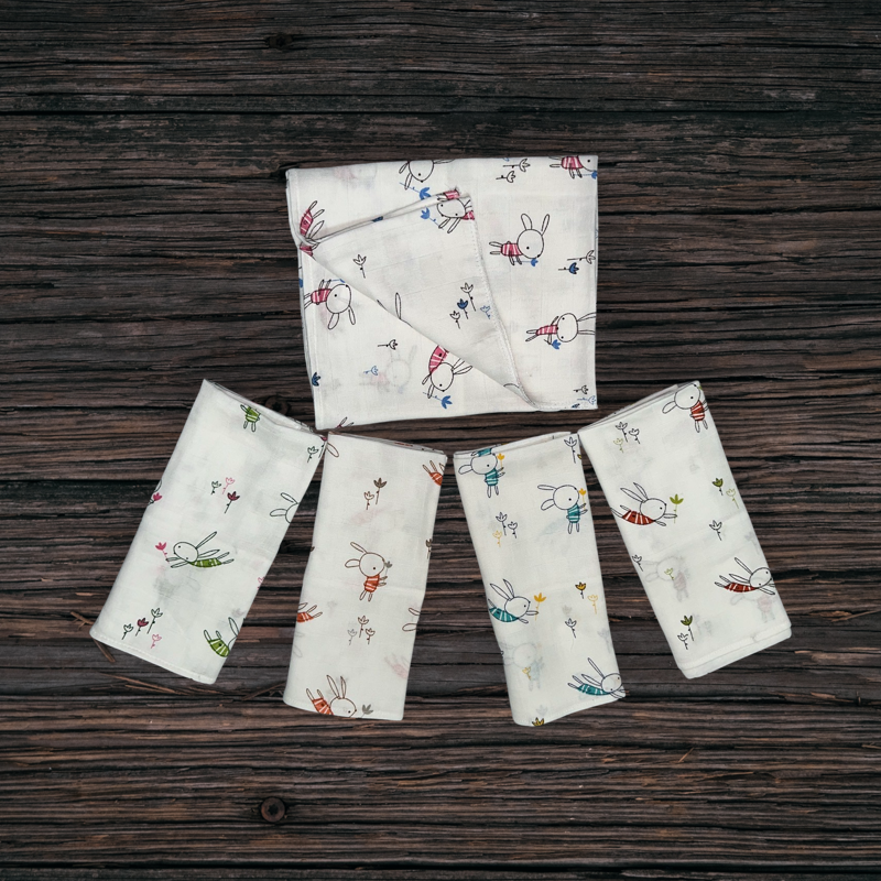 White Printed Square Muslin Nappies (Pack of 5)