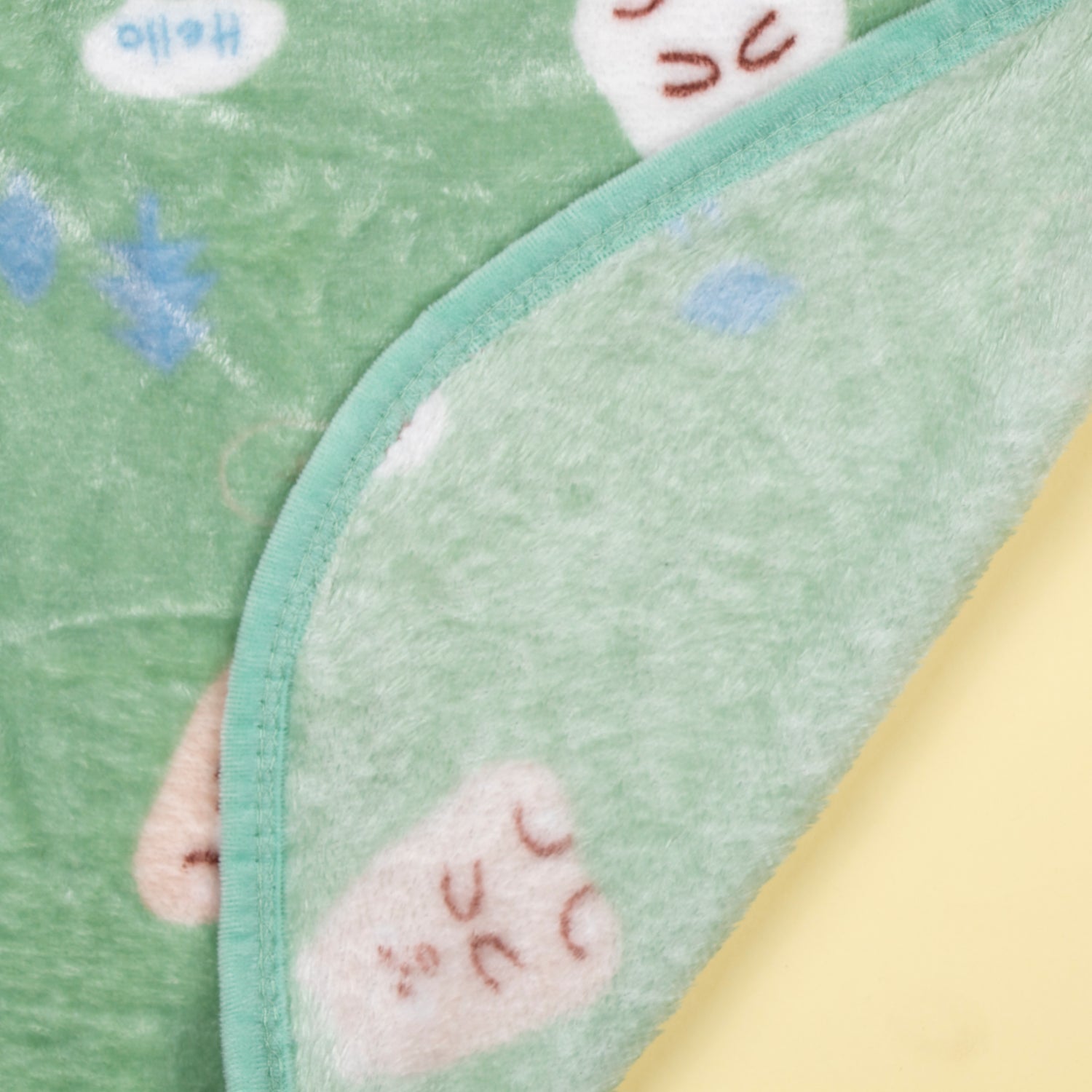 Soft teddy print blankets for babies